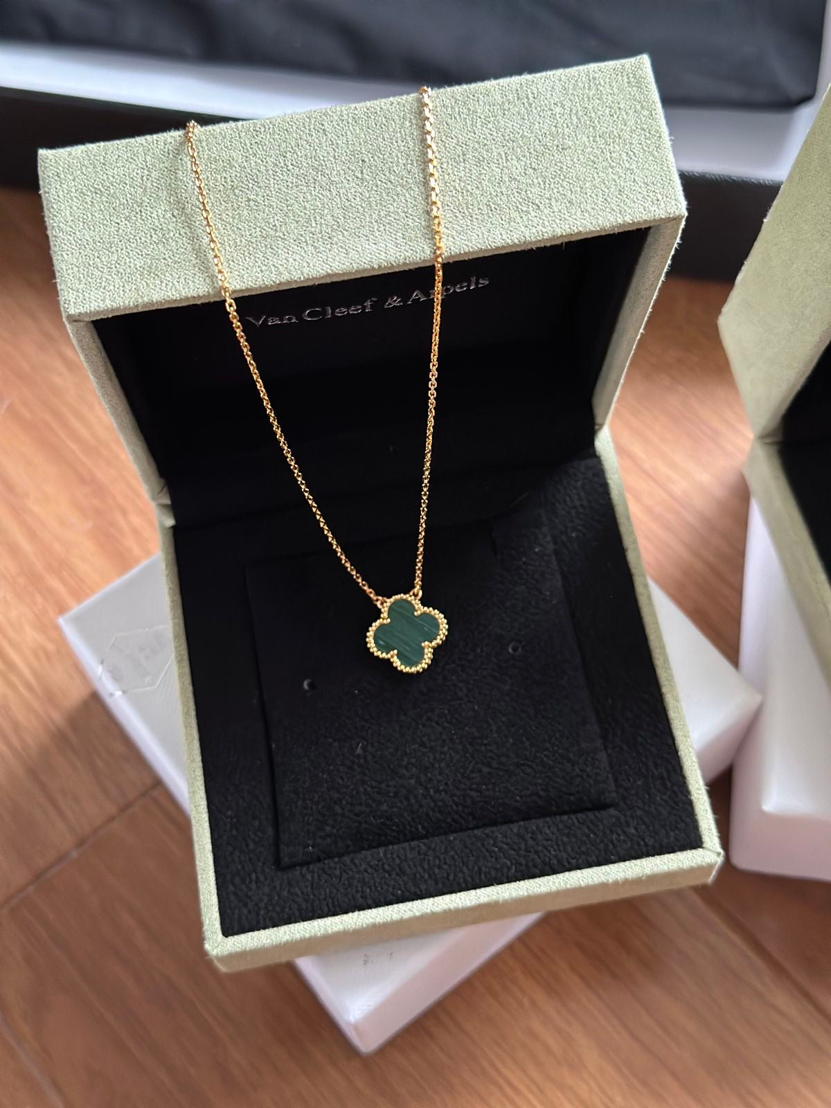 Van Cleef Green