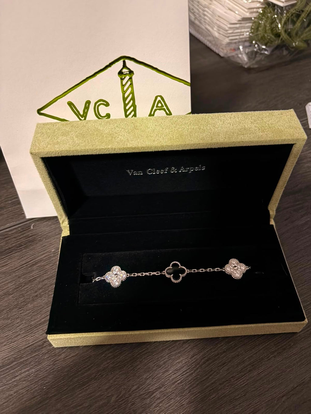 Van Cleef (Full Set)
