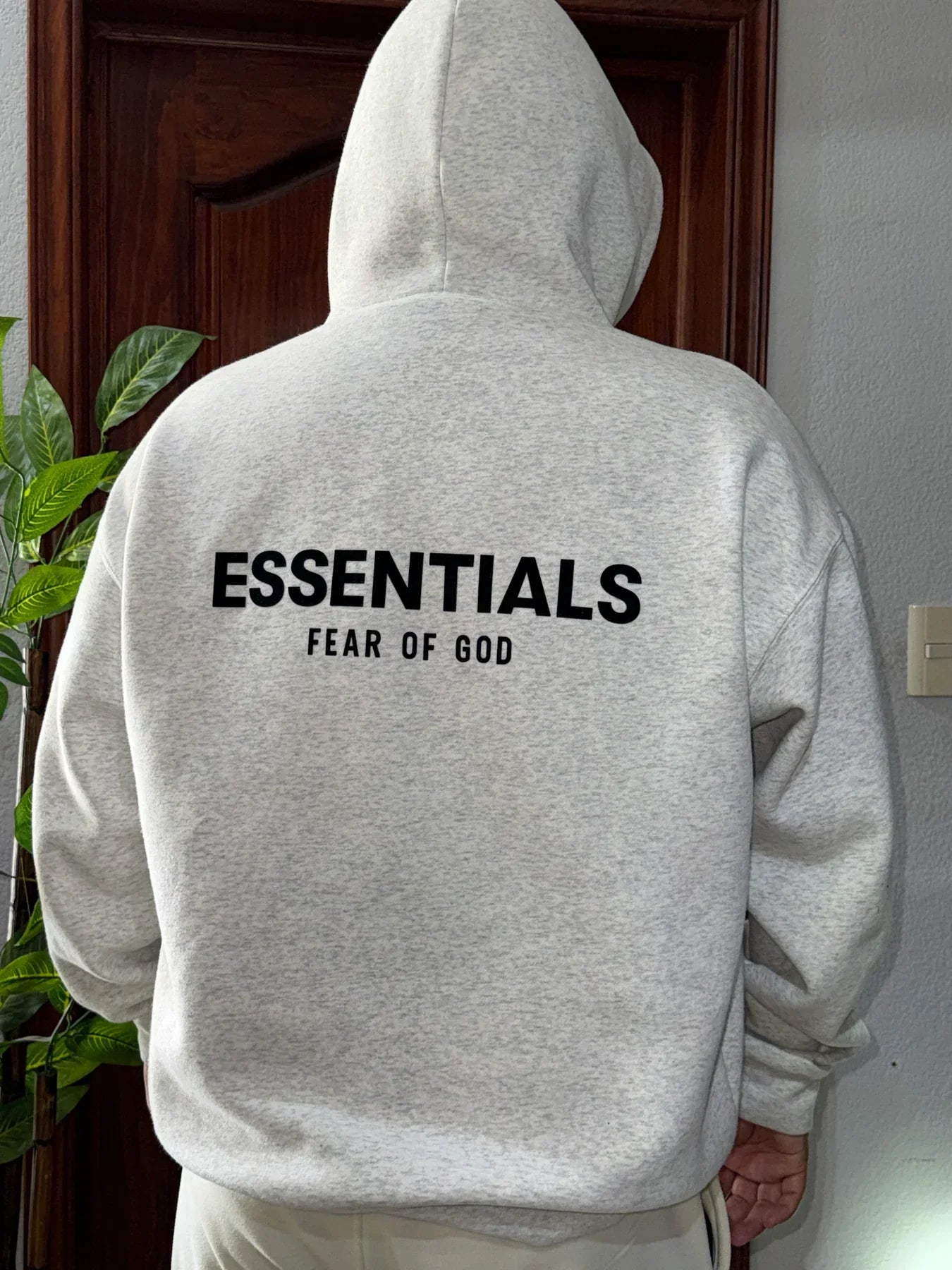 Essentials Gris claro (original)