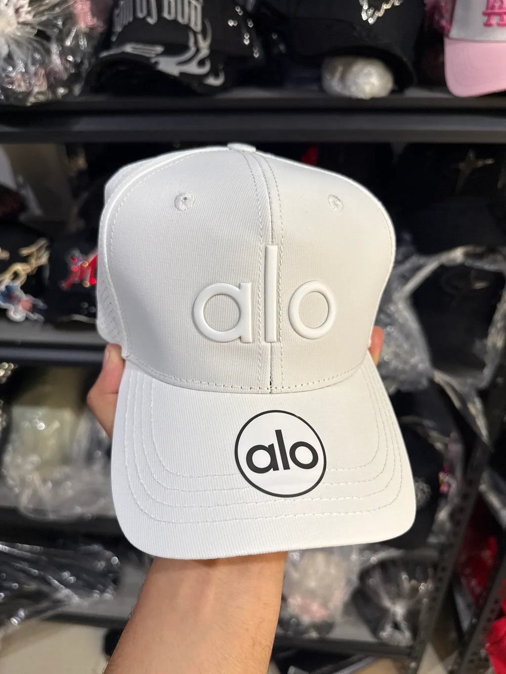 alo white