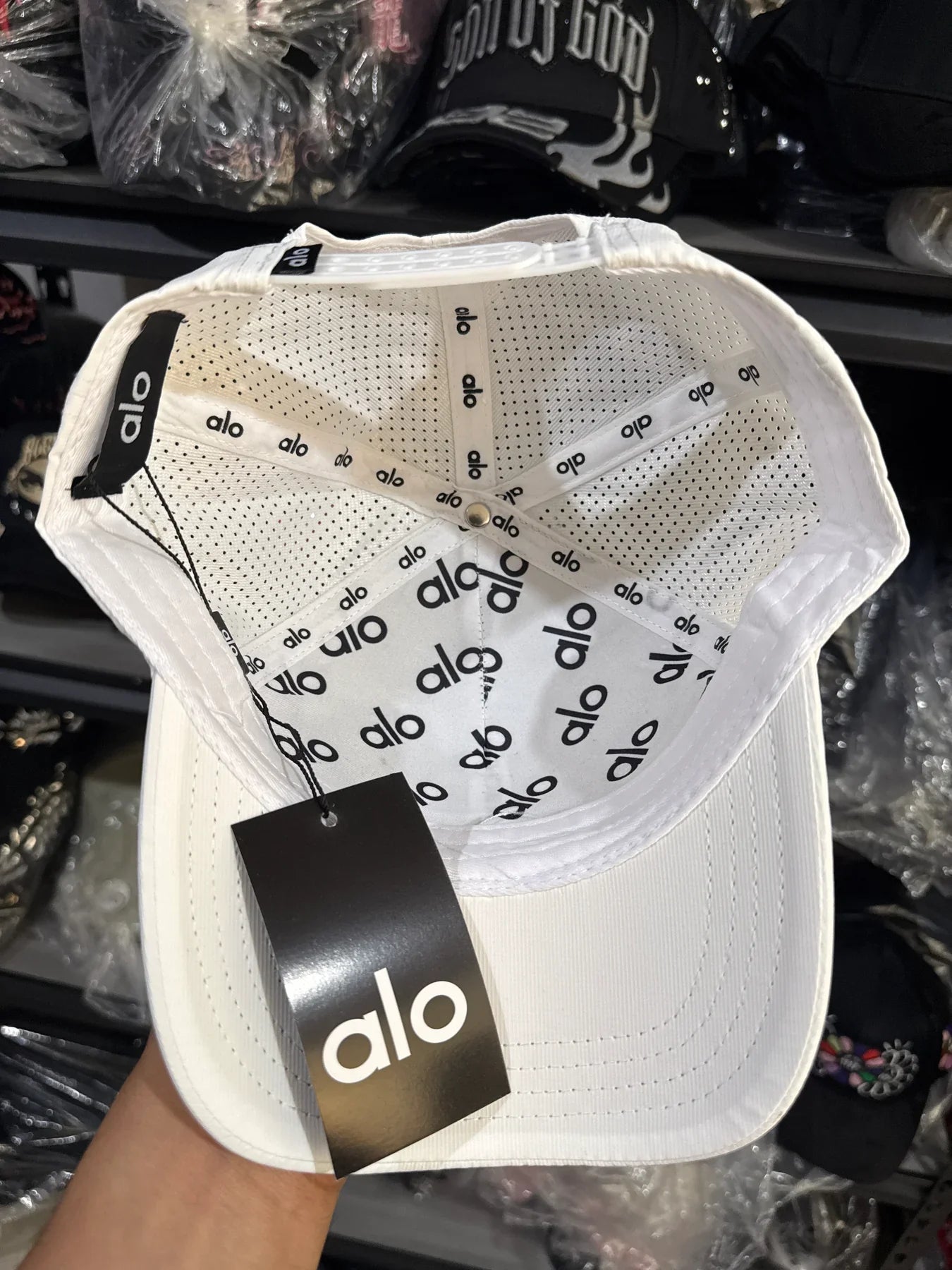 alo white